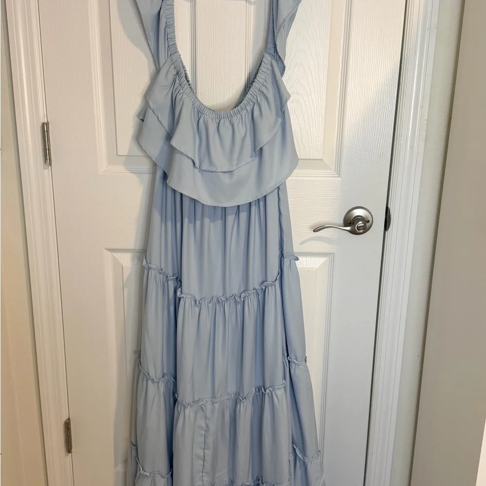 Lascana (Victoria Secret) Light Blue off the shoulder tiered Maxi Dress - Picture 5 of 13